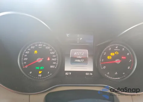 2018 Mercedes-Benz C 300 z USA, uszkodzony, nr VIN WDDWF4JB2JR356727